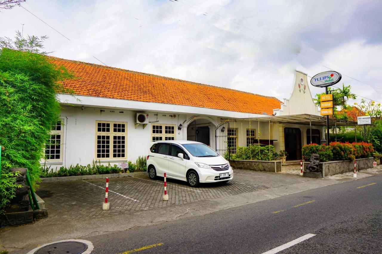 Hotel Tulips Yogyakarta Exterior foto